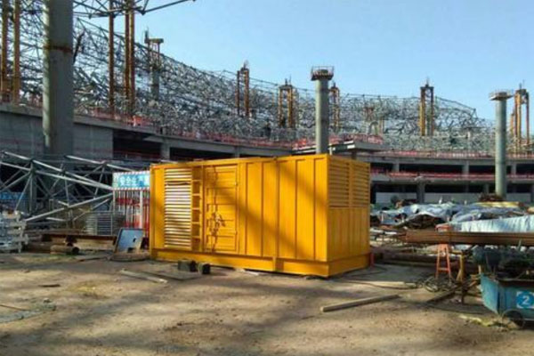 镇安发电机出租如何判断空气滤清器是否需要更换？